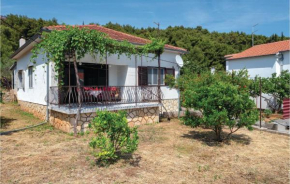 Two-Bedroom Holiday Home in Jelsa